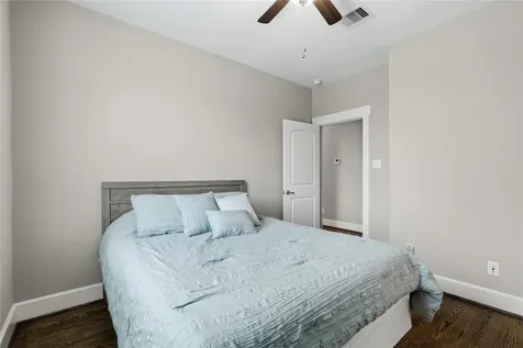 2604 Bevis Street D Houston TX 77008