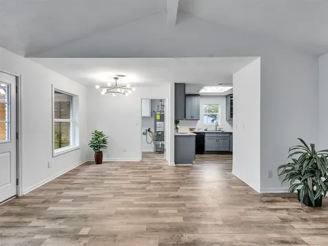 5675 Sylmar Road Houston TX 77081