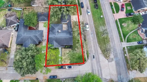 5675 Sylmar Road Houston TX 77081
