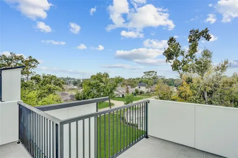 6814 Hartland Avenue Houston TX 77055