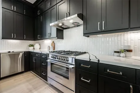 2011 Hopkins Street Houston TX 77006