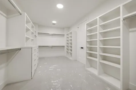 2011 Hopkins Street Houston TX 77006