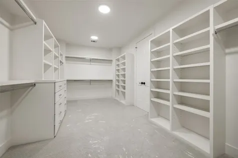 2011 Hopkins Street Houston TX 77006