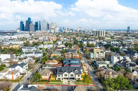 2011 Hopkins Street Houston TX 77006