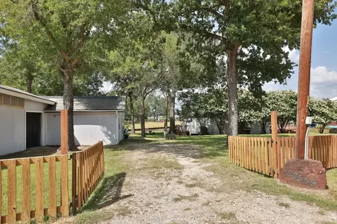 20559 Red Bud Court Thornton TX 76687