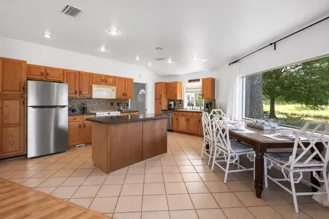 20559 Red Bud Court Thornton TX 76687