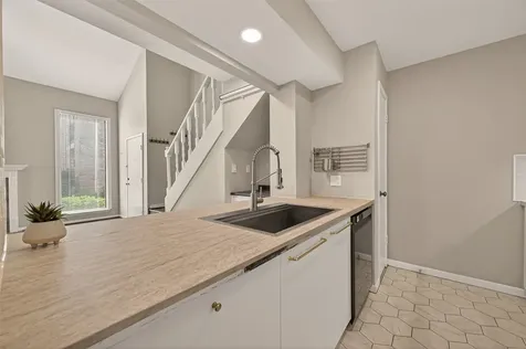 8100 Cambridge Street 80 Houston TX 77054