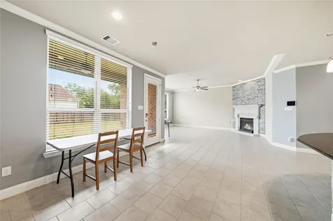 5303 Mesquite Willow Lane Rosharon TX 77583