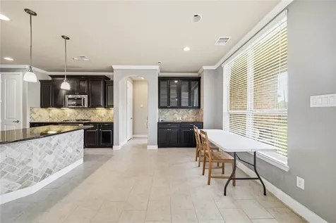 5303 Mesquite Willow Lane Rosharon TX 77583