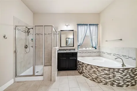 5303 Mesquite Willow Lane Rosharon TX 77583
