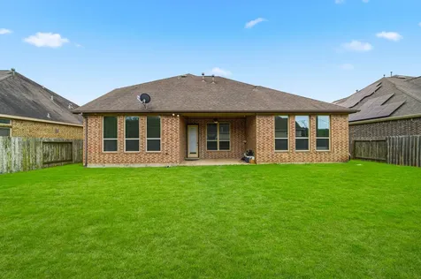 5303 Mesquite Willow Lane Rosharon TX 77583