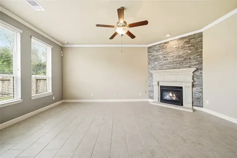 5303 Mesquite Willow Lane Rosharon TX 77583