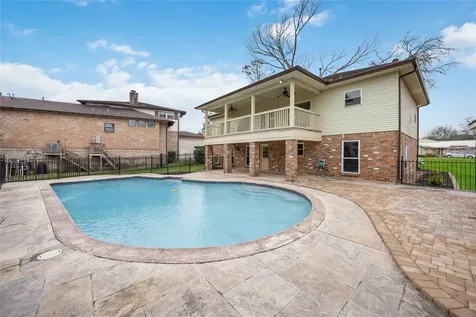 18623 Point Lookout Drive Nassau Bay TX 77058