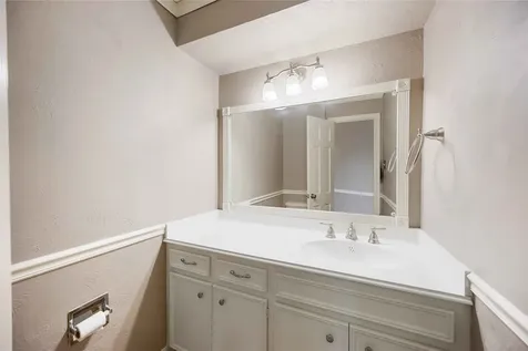 18623 Point Lookout Drive Nassau Bay TX 77058