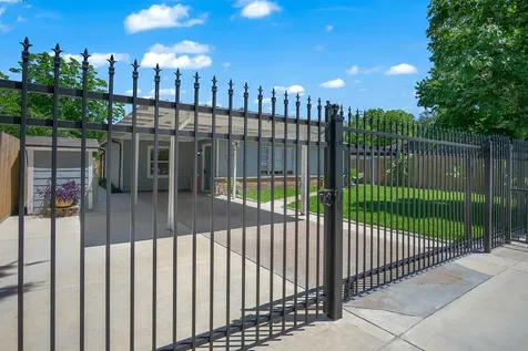 3531 Dalstrom Street Houston TX 77047