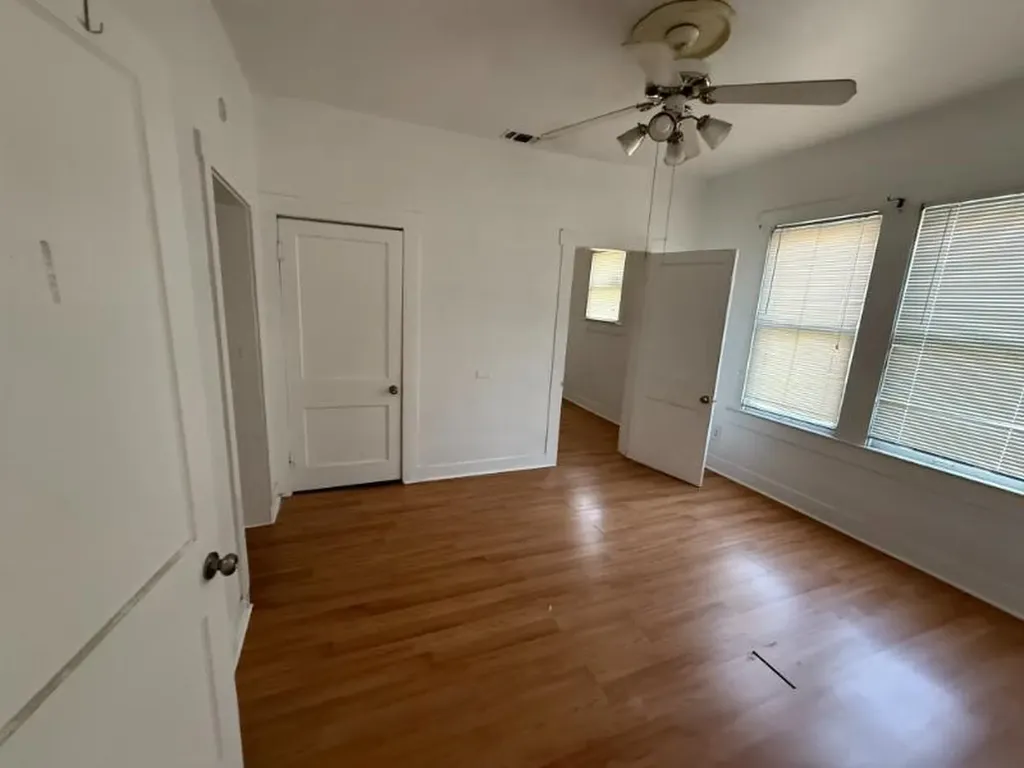 207 Hammond Avenue San Antonio TX 78210
