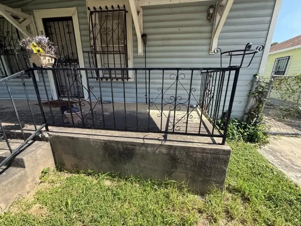 207 Hammond Avenue San Antonio TX 78210
