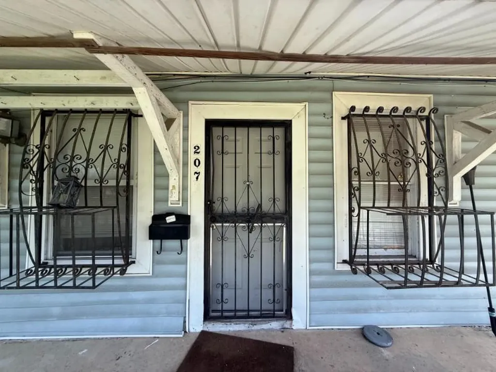 207 Hammond Avenue San Antonio TX 78210