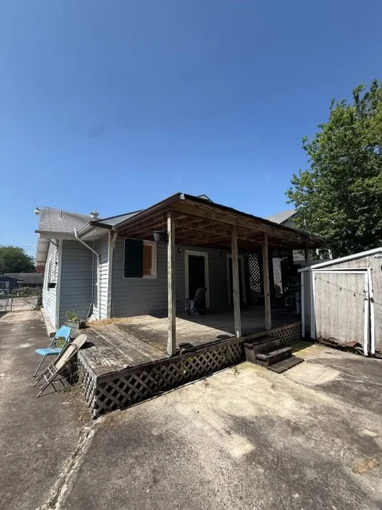 207 Hammond Avenue San Antonio TX 78210