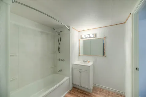 104 W Paradise Drive Trinity TX 75862