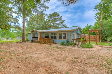 104 W Paradise Drive Trinity TX 75862