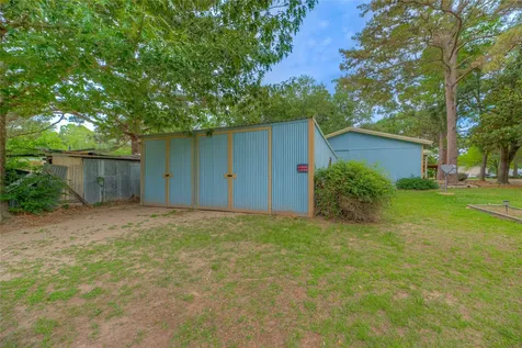 104 W Paradise Drive Trinity TX 75862