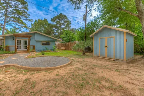 104 W Paradise Drive Trinity TX 75862