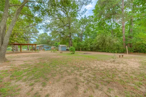 104 W Paradise Drive Trinity TX 75862