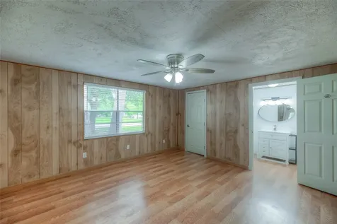 104 W Paradise Drive Trinity TX 75862