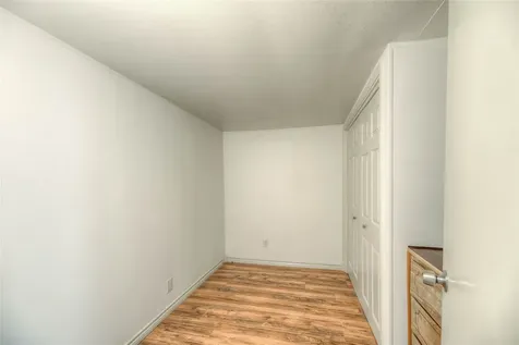 104 W Paradise Drive Trinity TX 75862