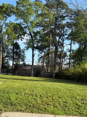 6211 Guadalupe Street Houston TX 77016