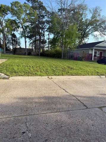 6211 Guadalupe Street Houston TX 77016