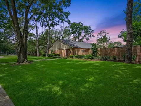 12334 Huntingwick Drive Houston TX 77024
