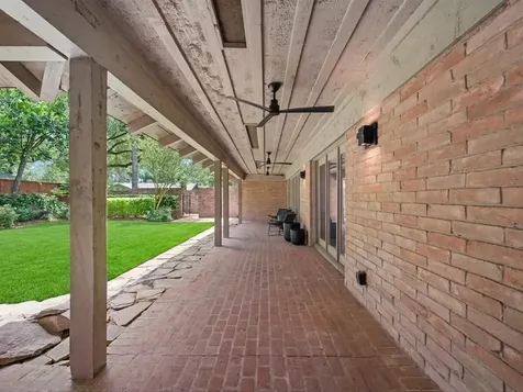12334 Huntingwick Drive Houston TX 77024