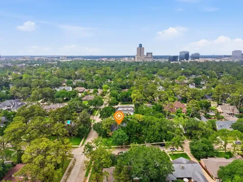 12334 Huntingwick Drive Houston TX 77024