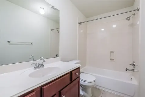 6811 Gonzales Point Manvel TX 77578