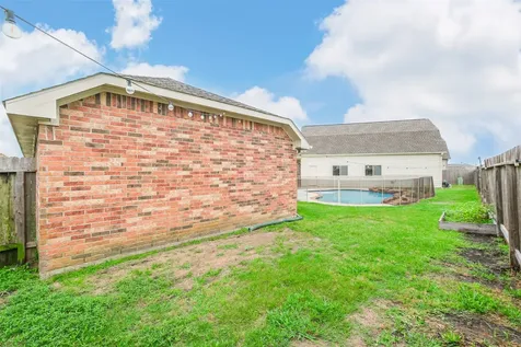 6811 Gonzales Point Manvel TX 77578