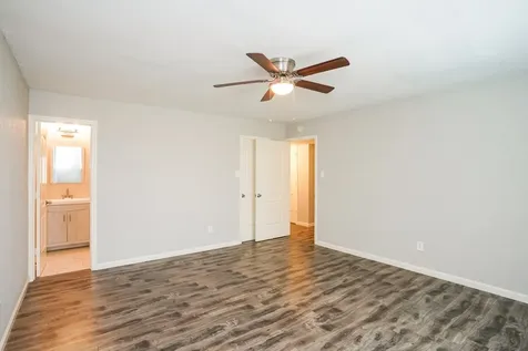 5622 Bridge Forest Drive Houston TX 77088