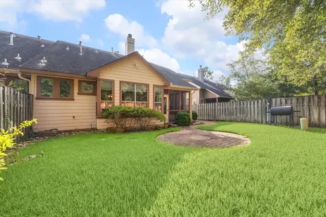 6 Douvaine Court The Woodlands TX 77382
