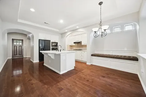 6 Douvaine Court The Woodlands TX 77382