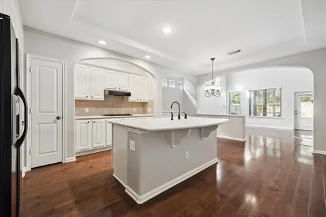 6 Douvaine Court The Woodlands TX 77382