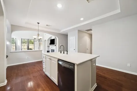 6 Douvaine Court The Woodlands TX 77382