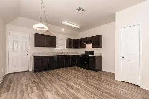 6135 Dawn Misty Lane Houston TX 77048