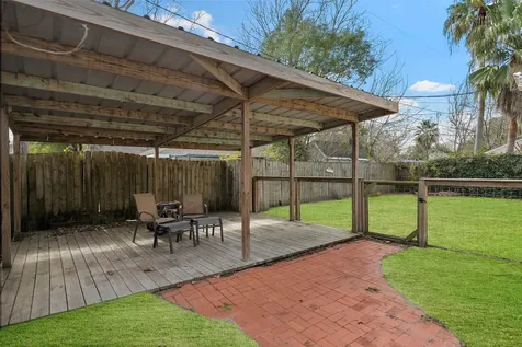 115 Marlin Avenue Galveston TX 77550