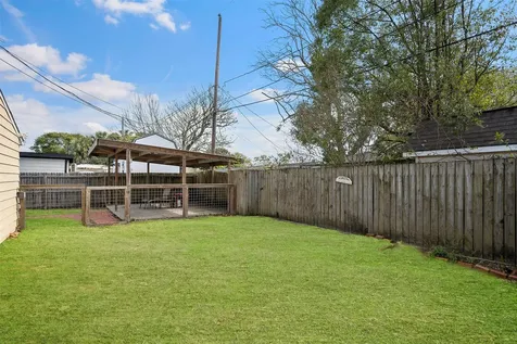115 Marlin Avenue Galveston TX 77550