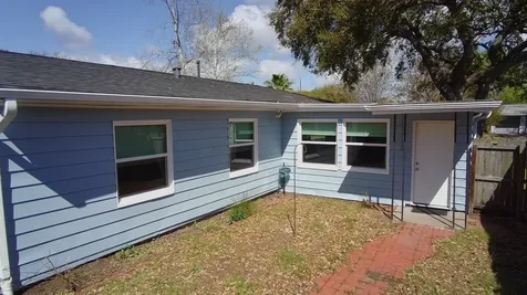 115 Marlin Avenue Galveston TX 77550