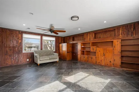 115 Marlin Avenue Galveston TX 77550