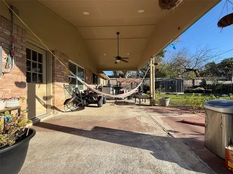 8823 Shadow Crest Street Houston TX 77074