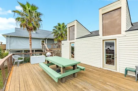 22814 Vida Street Galveston TX 77554