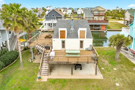 22814 Vida Street Galveston TX 77554